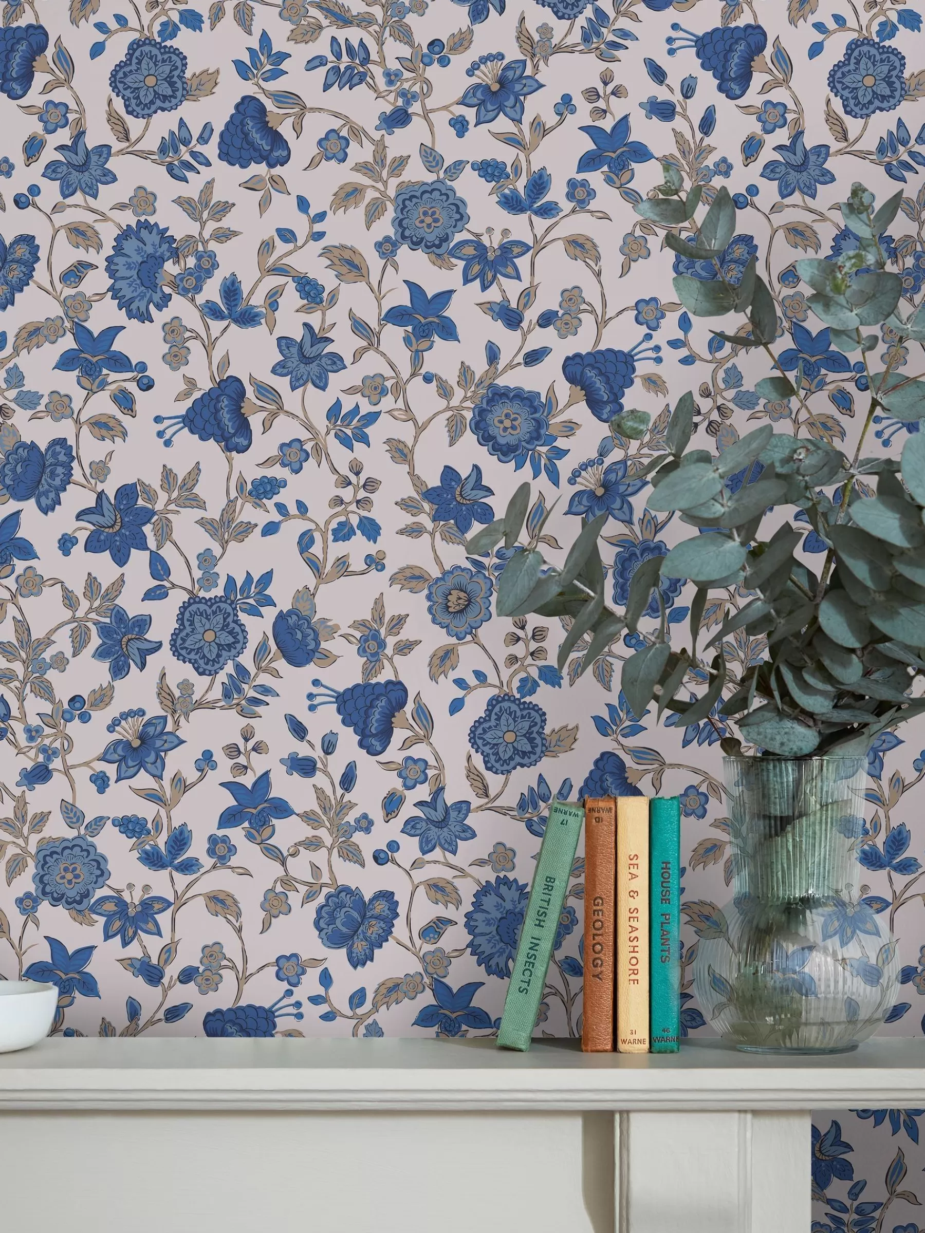 Joules Trailing Scot 10M Wallpaper Cream/Blue Store