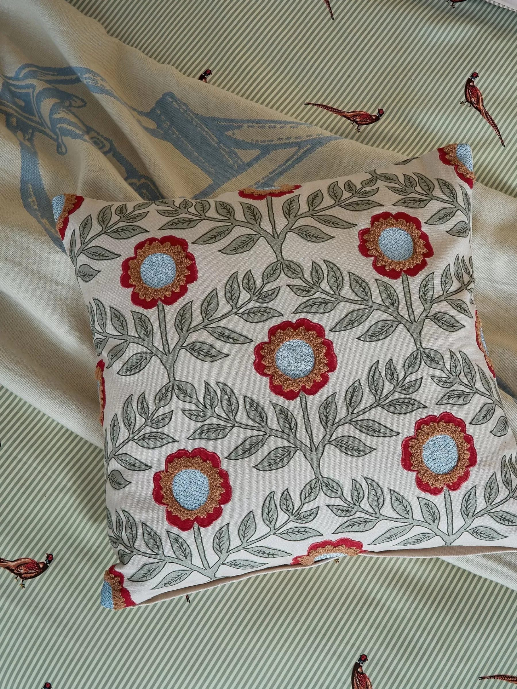 Joules Floral Trellis 100% Cotton Cushion Green Fashion