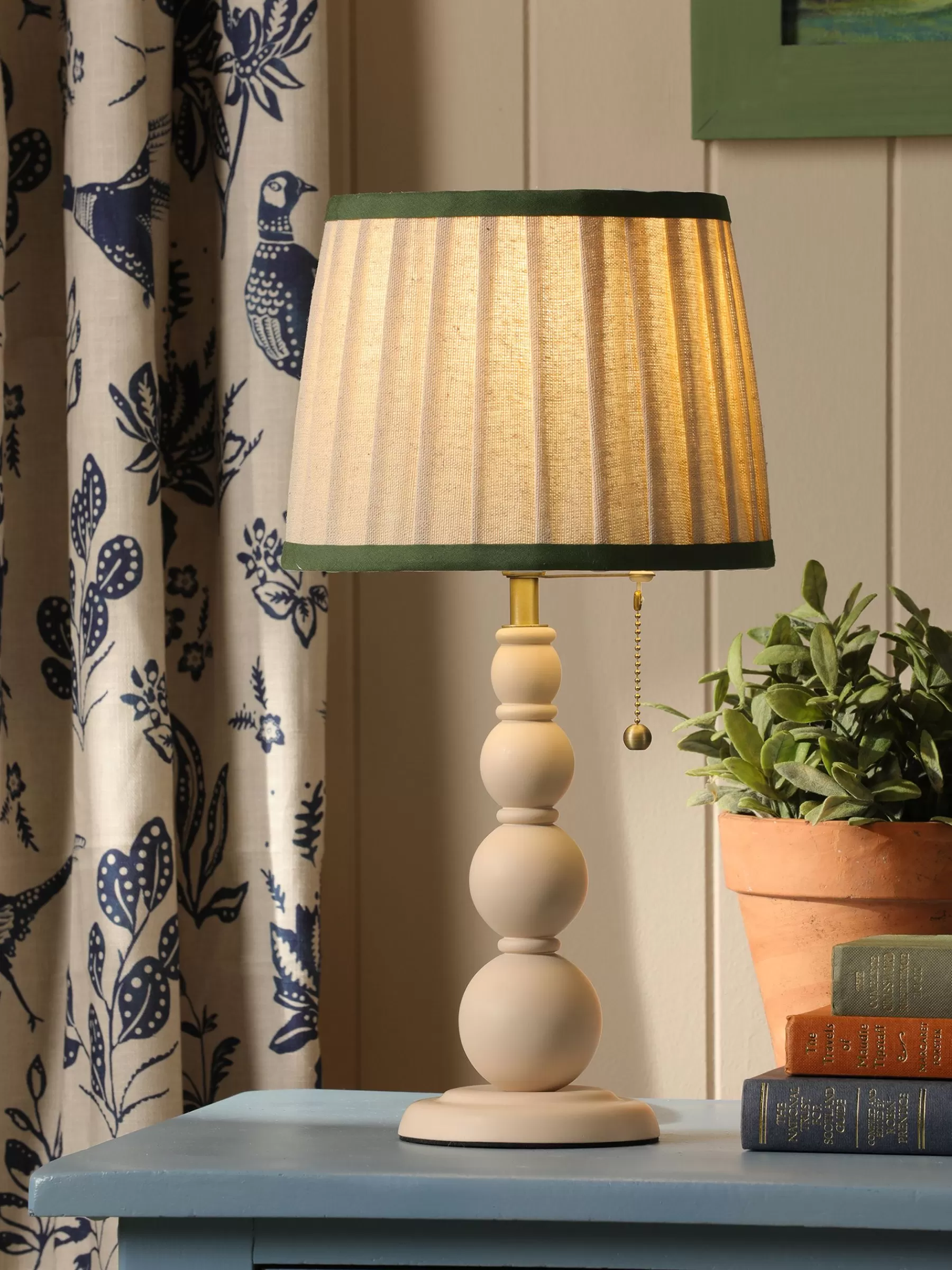 Joules Harewood Table Lamp Cream Discount