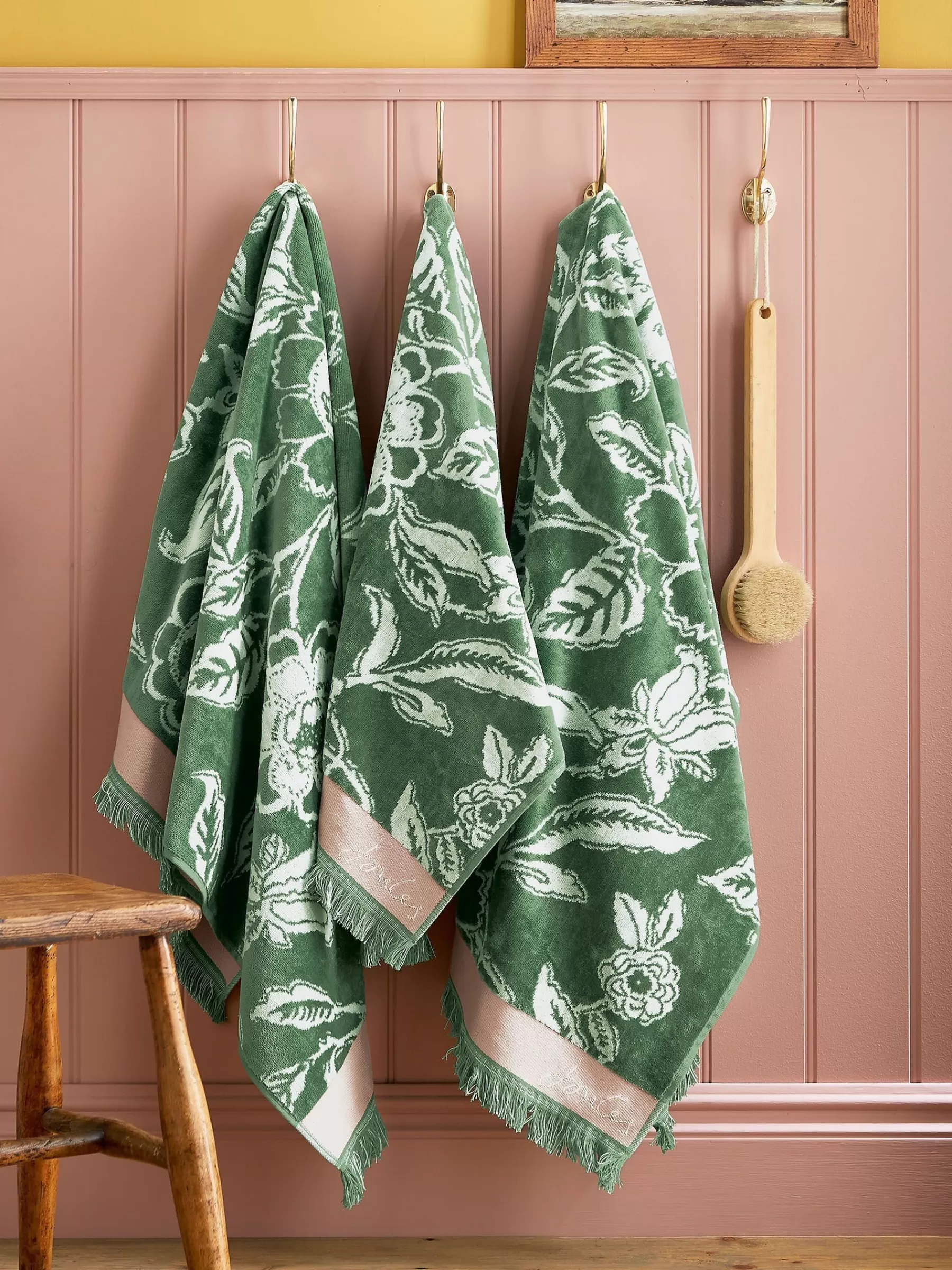 Joules Juliette 100% Cotton Towel Green Shop